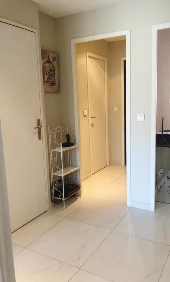 Luxurious Appartment Near The Airport Niza Exterior foto